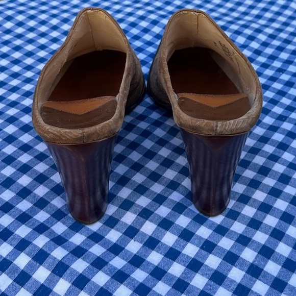 Arturo Chiang Elizabeth Floral Suede Wedge Mules - size 7M - Picture 6 of 7